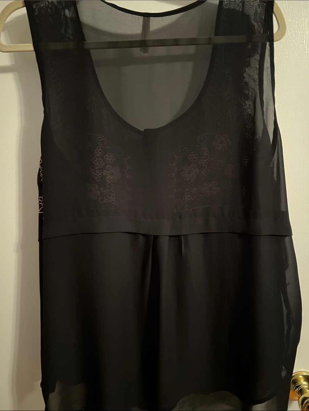 Roper Black Sleeveless Embroidered Button-Front Blouse - Picture 6 of 9